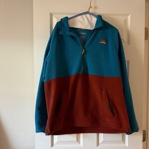L.L. Bean Men’s Teal and Rust Fleece Pullover